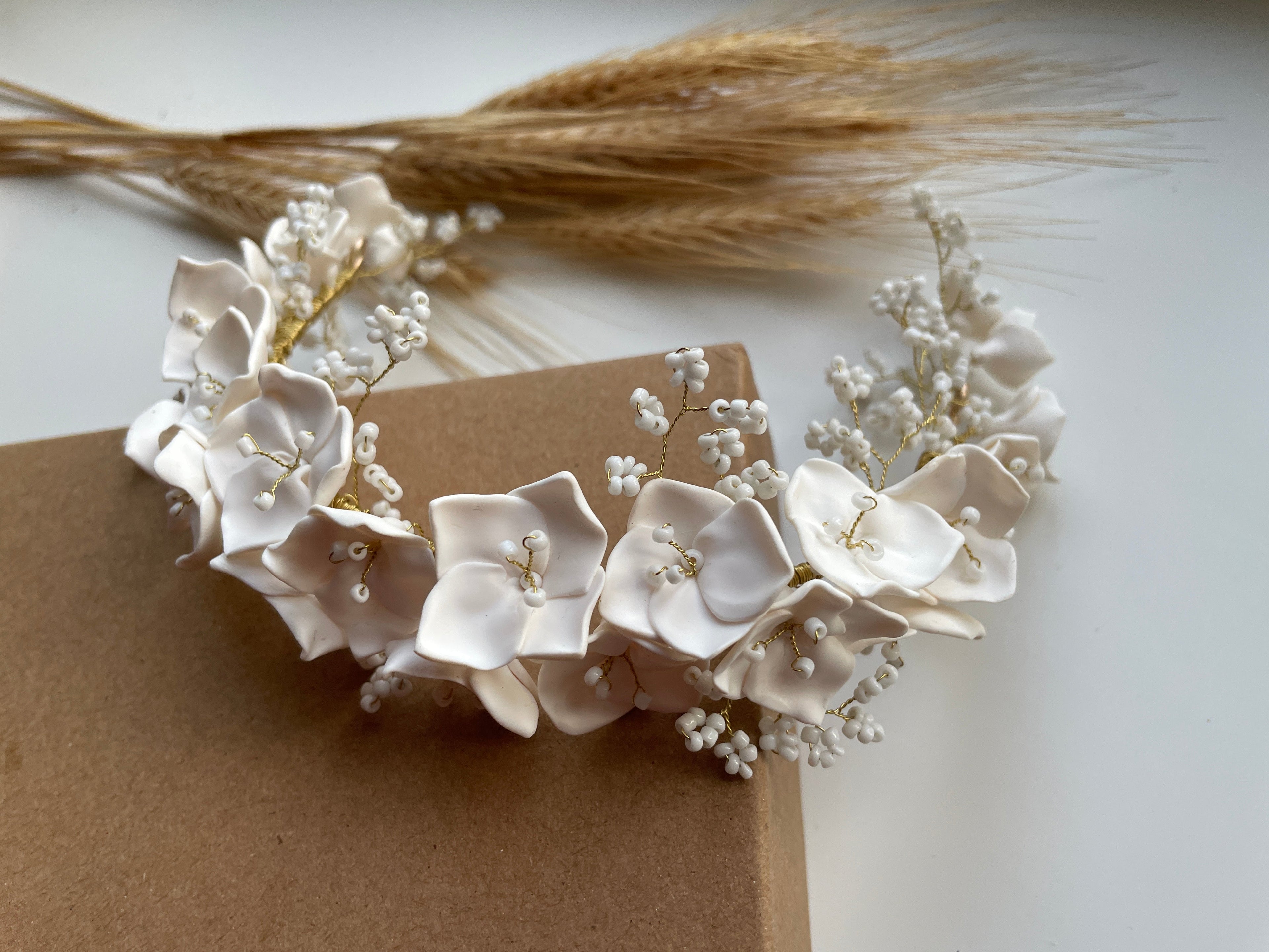 hairbands, hair combs and pieces