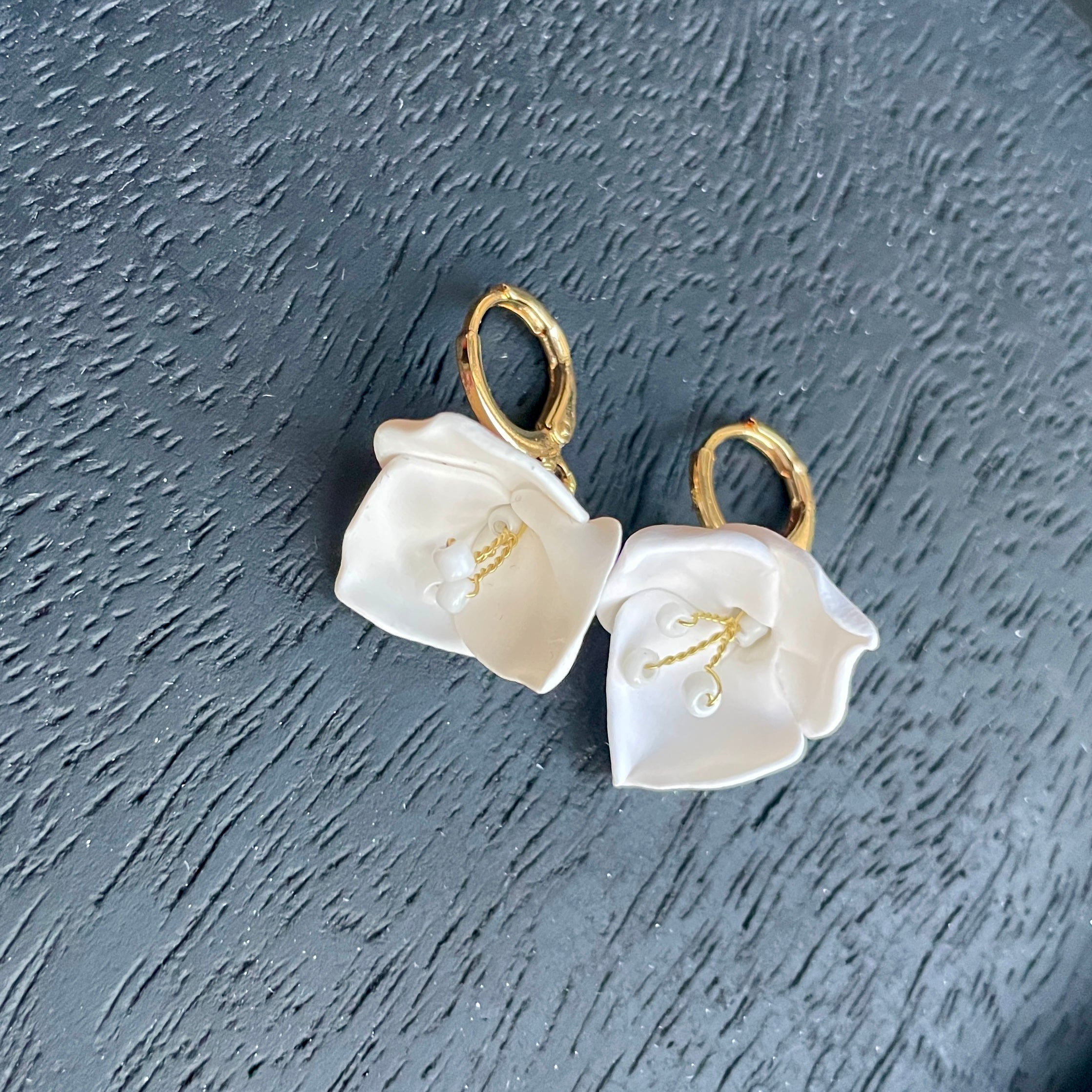 poszadesign_modern_elegant_bridal_bride_hair_accessories__hairpins_hair_comb_vintage_wedding_boho_minimalist_handmade_handcrafted_natural_bespoke