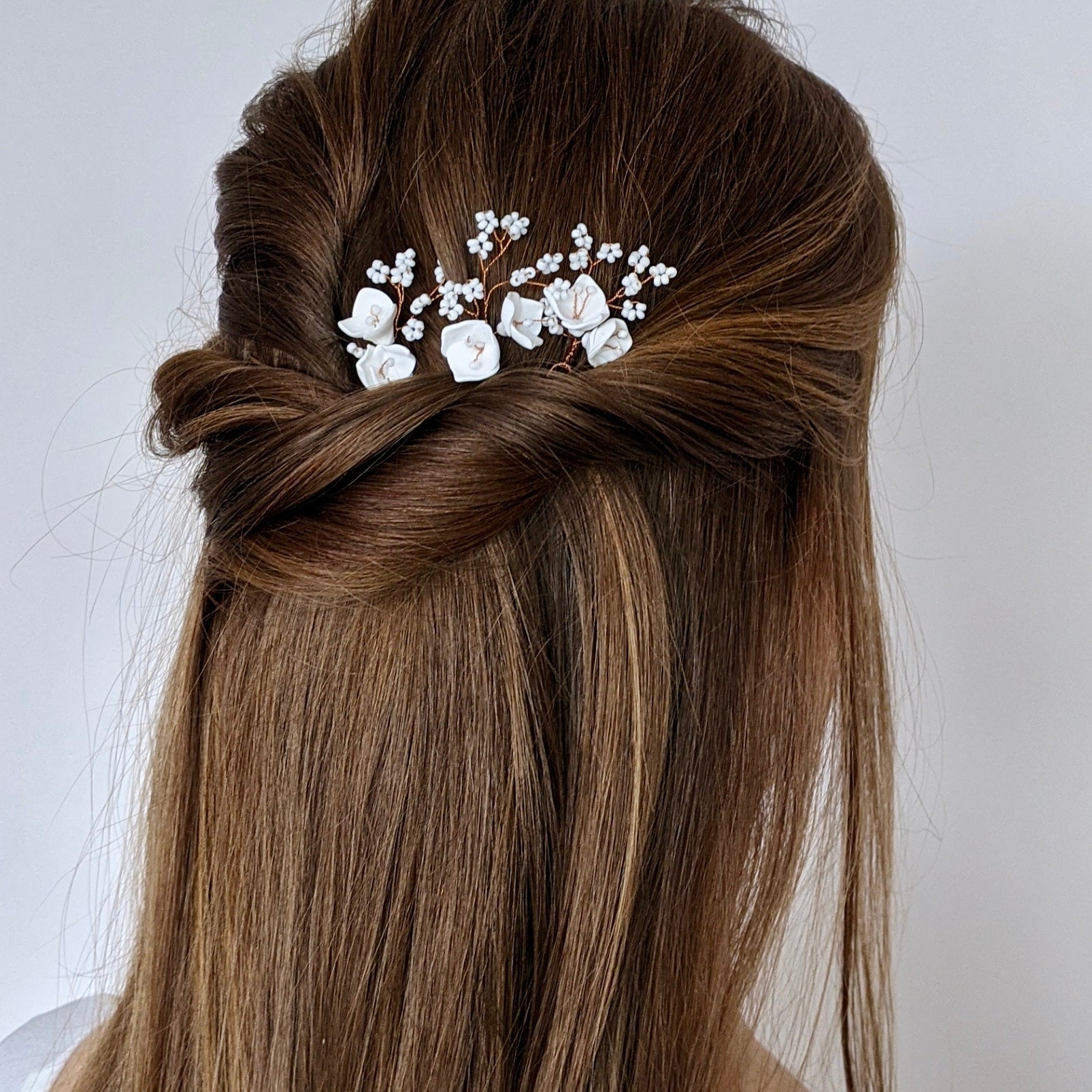 poszadesign_modern_elegant_bridal_bride_hair_accessories__hairpins_hair_comb_vintage_wedding_boho_minimalist_handmade_handcrafted_natural_bespoke
