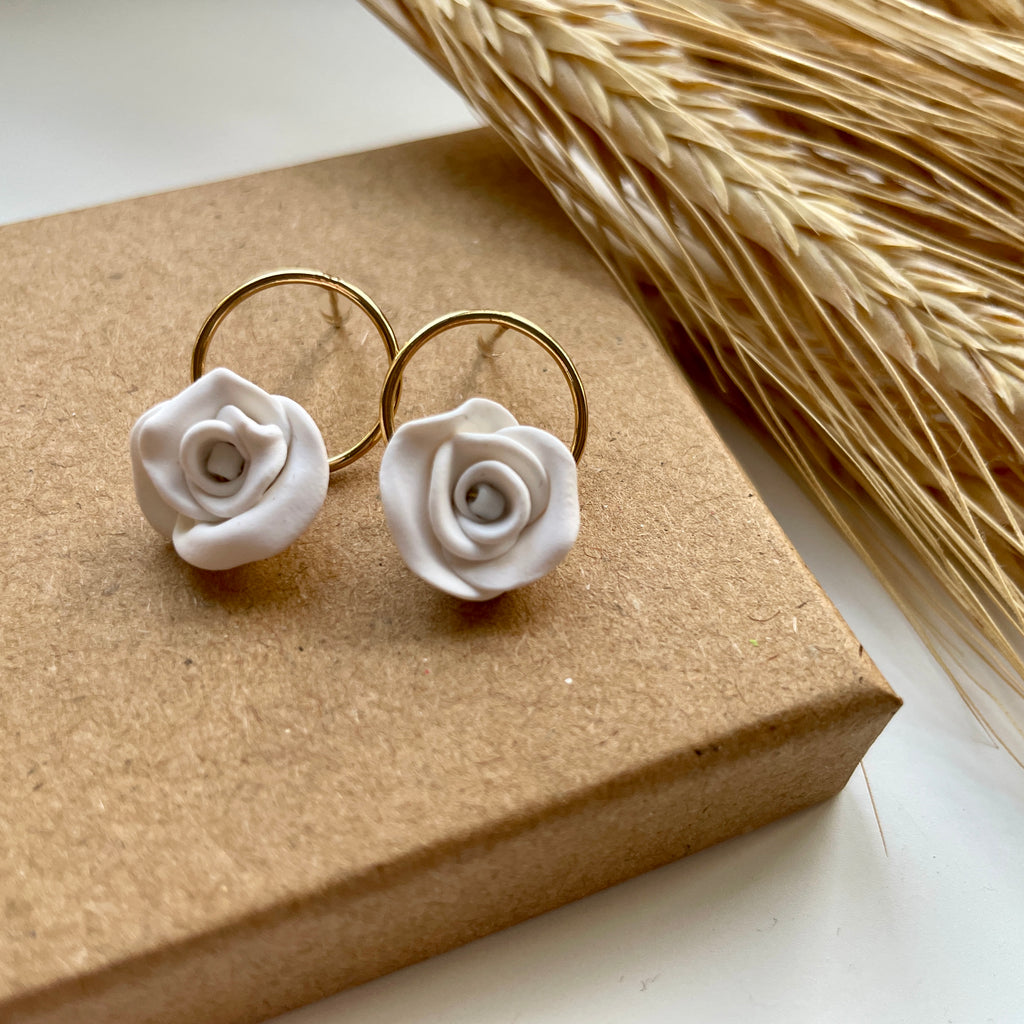 poszadesign_modern_elegant_bridal_bride_hair_accessories__hairpins_hair_comb_vintage_wedding_boho_minimalist_handmade_handcrafted_natural_bespoke
