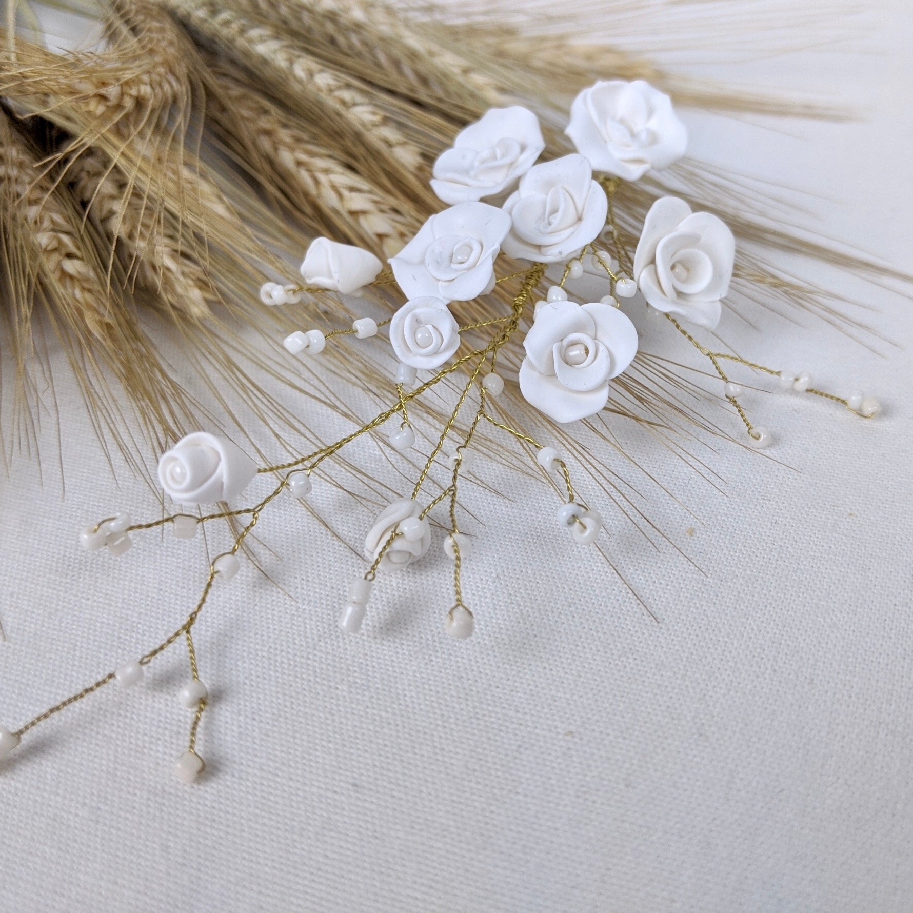 poszadesign_modern_elegant_bridal_bride_hair_accessories__hairpins_hair_comb_vintage_wedding_boho_minimalist_handmade_handcrafted_natural_bespoke