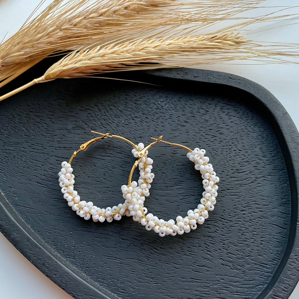 poszadesign_modern_elegant_bridal_bride_hair_accessories__hairpins_hair_comb_vintage_wedding_boho_minimalist_handmade_handcrafted_natural_bespoke