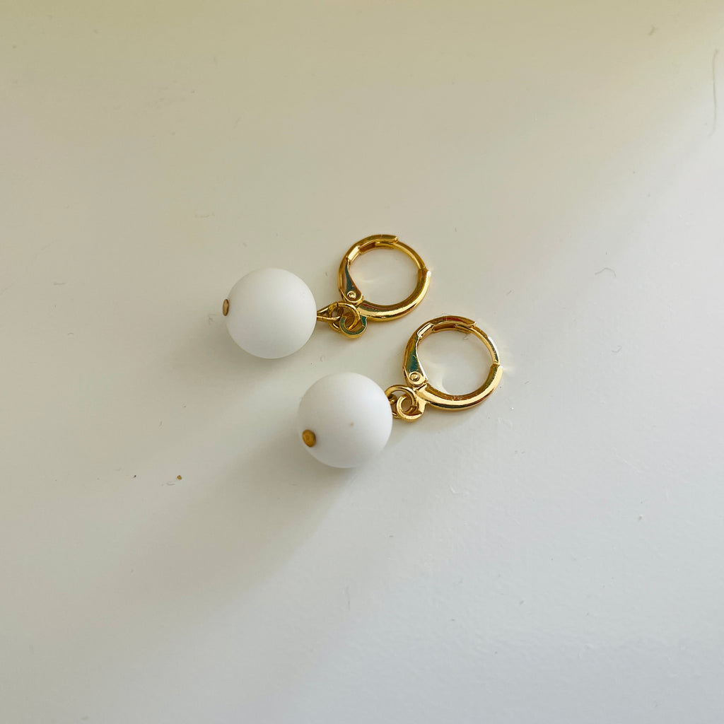 poszadesign_modern_elegant_bridal_bride_hair_accessories__hairpins_hair_comb_vintage_wedding_boho_minimalist_handmade_handcrafted_natural_bespoke